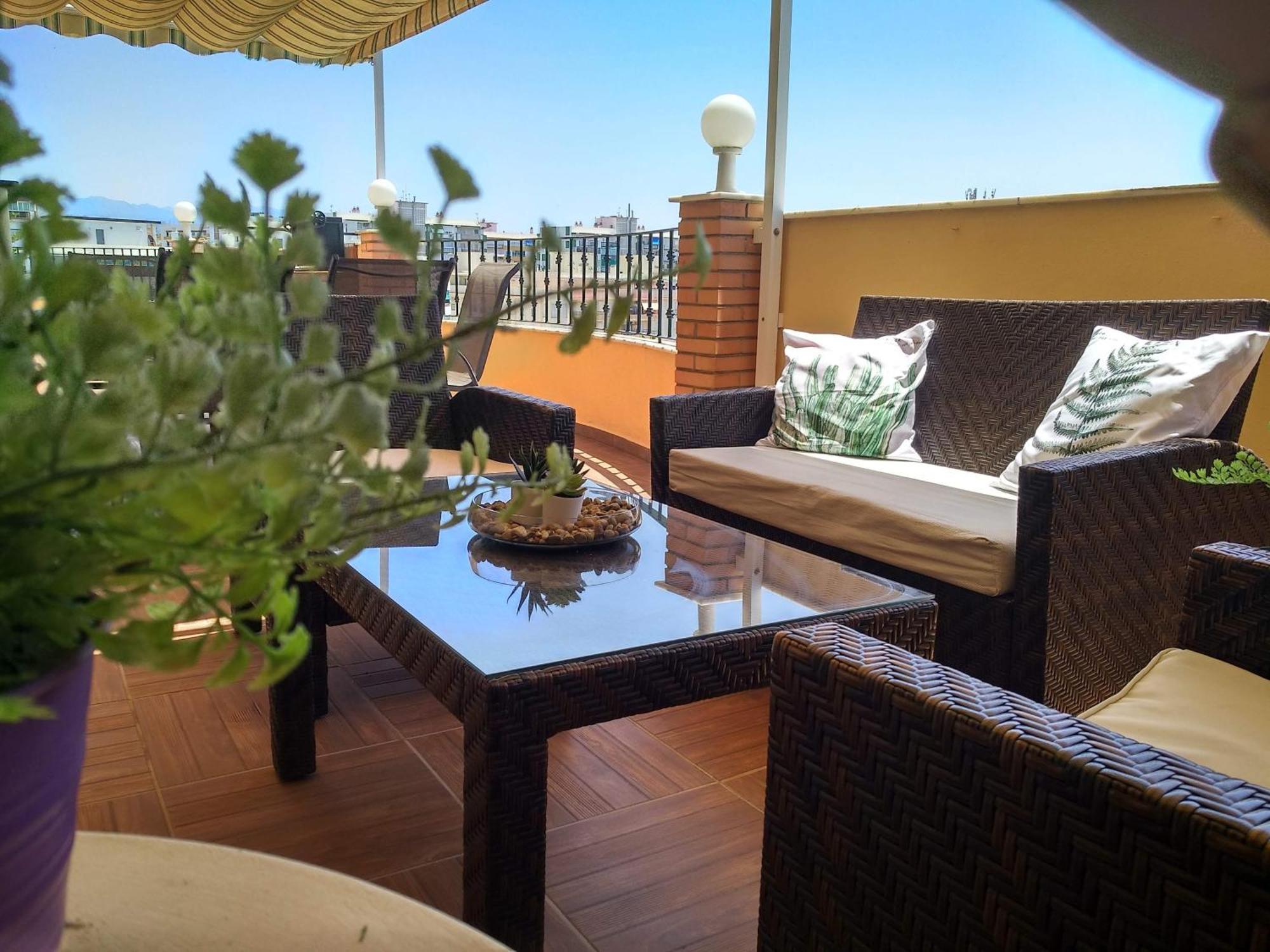 Atico Olimpo Apartment Torre Del Mar Luaran gambar