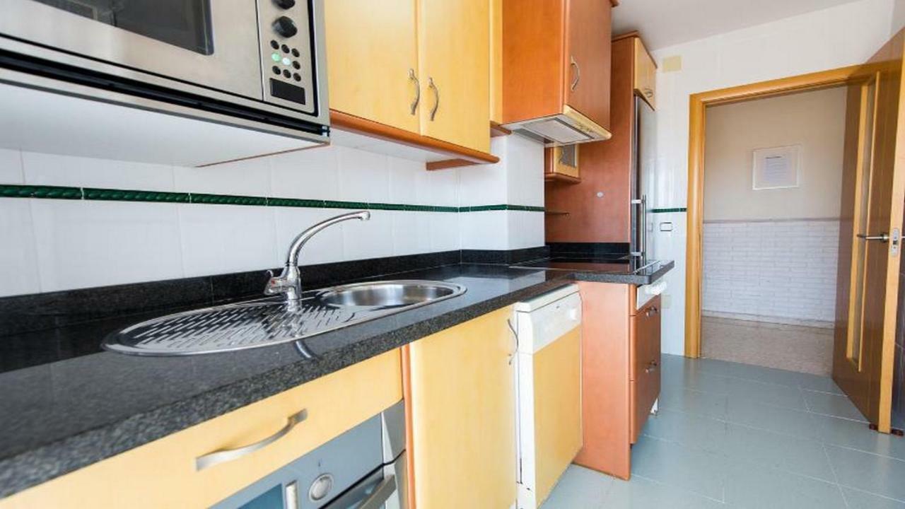 Atico Olimpo Apartment Torre Del Mar Luaran gambar
