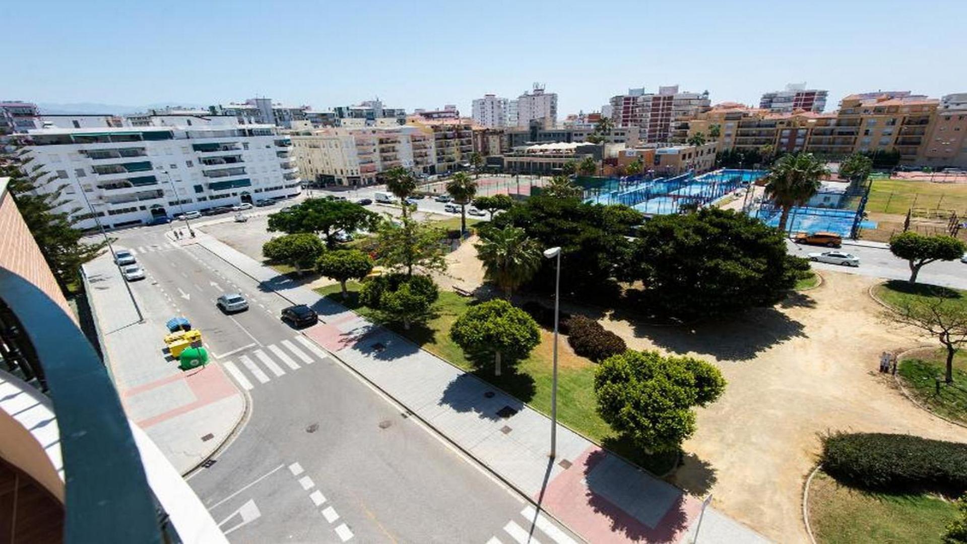 Atico Olimpo Apartment Torre Del Mar Luaran gambar